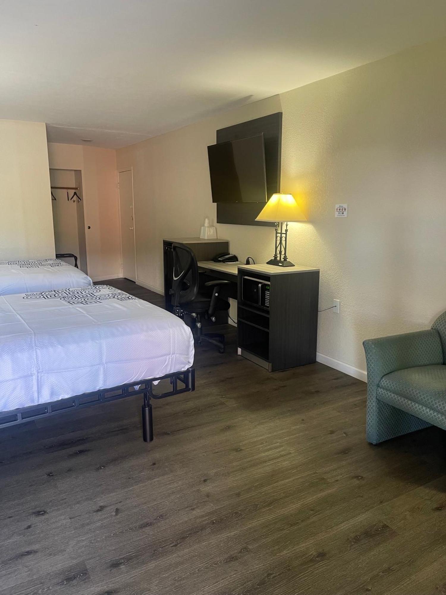 Bourbon Capital Inn Bardstown Εξωτερικό φωτογραφία