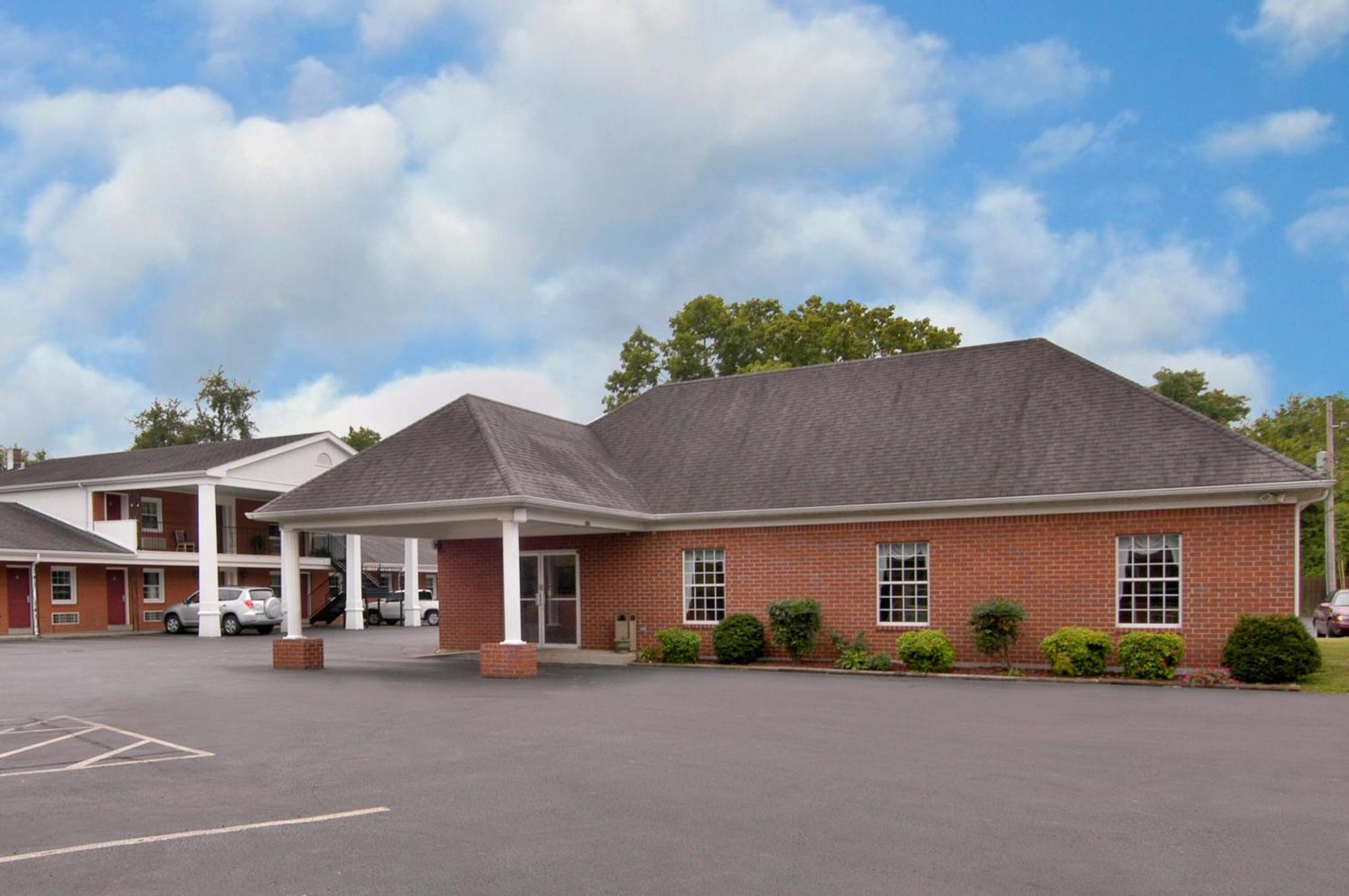 Bourbon Capital Inn Bardstown Εξωτερικό φωτογραφία